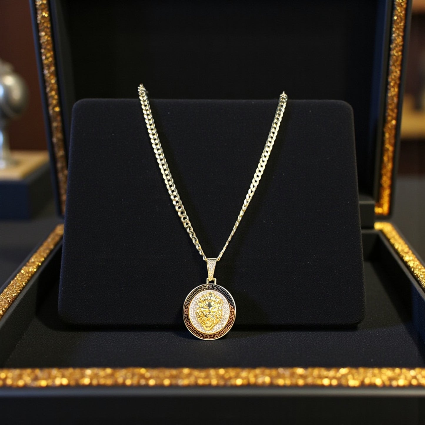 Diamont Cut Chain with Lion Pendant