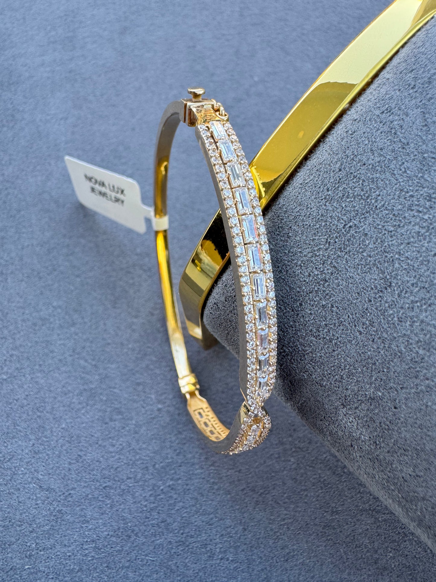 Radiant Line Bracelet 14K